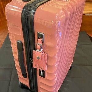 Tumi Blush Hardshell Luggage